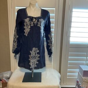 Monoreno Navy Blue Tunic with Cream Embroidery